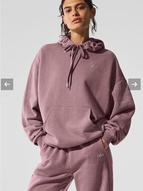 ALO Yoga Accolade Hoodie in Smoky Quartz